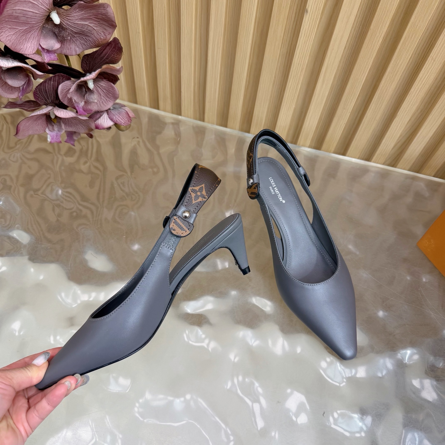 Women's high heels